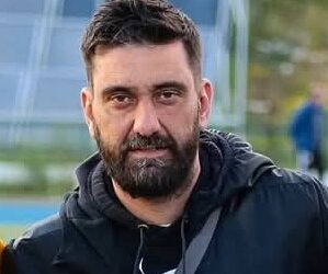 Κοινή συναινέσει λύση της συνεργασίας με τον Τάκη Μακρή